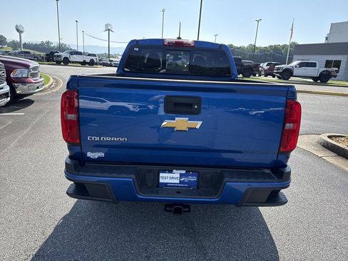 Used 2018 Chevrolet Colorado Z71 RWD image 6
