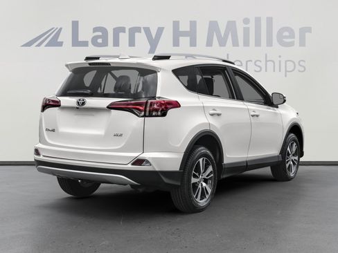 Certified 2016 Toyota RAV4 XLE image 2