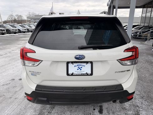 Certified 2023 Subaru Forester Premium image 4