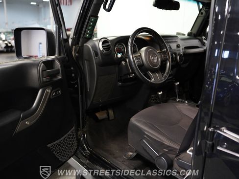 Used 2014 Jeep Wrangler Unlimited Sport w/ Quick Order Package 24S image 4