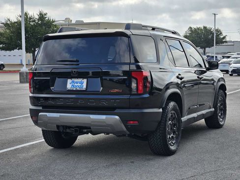 Certified 2026 Honda Passport TrailSport image 5