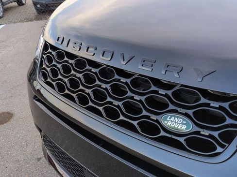 Used 2025 Land Rover Discovery Sport Dynamic SE image 12