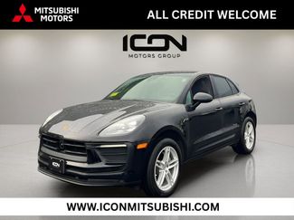 Used 2025 Volkswagen Taos SE video 1