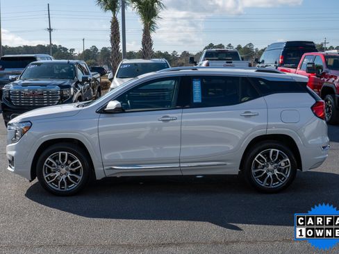 Used 2024 GMC Terrain Denali w/ Denali Premium Package image 6
