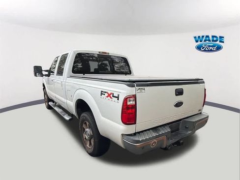 Used 2011 Ford F250 Lariat w/ Lariat Interior Pkg image 6