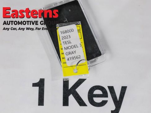 Used 2023 Tesla Model 3 Standard Range image 22