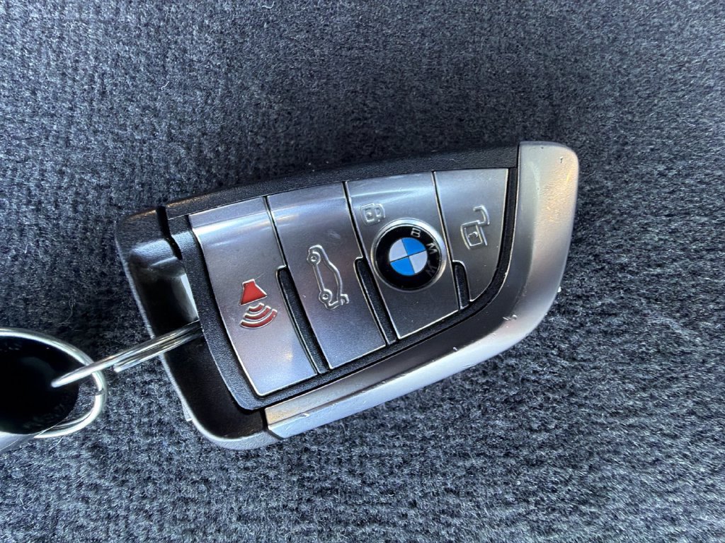 Used 2023 BMW X5 xDrive40i w/ M Sport Package AWD/4WD image 28