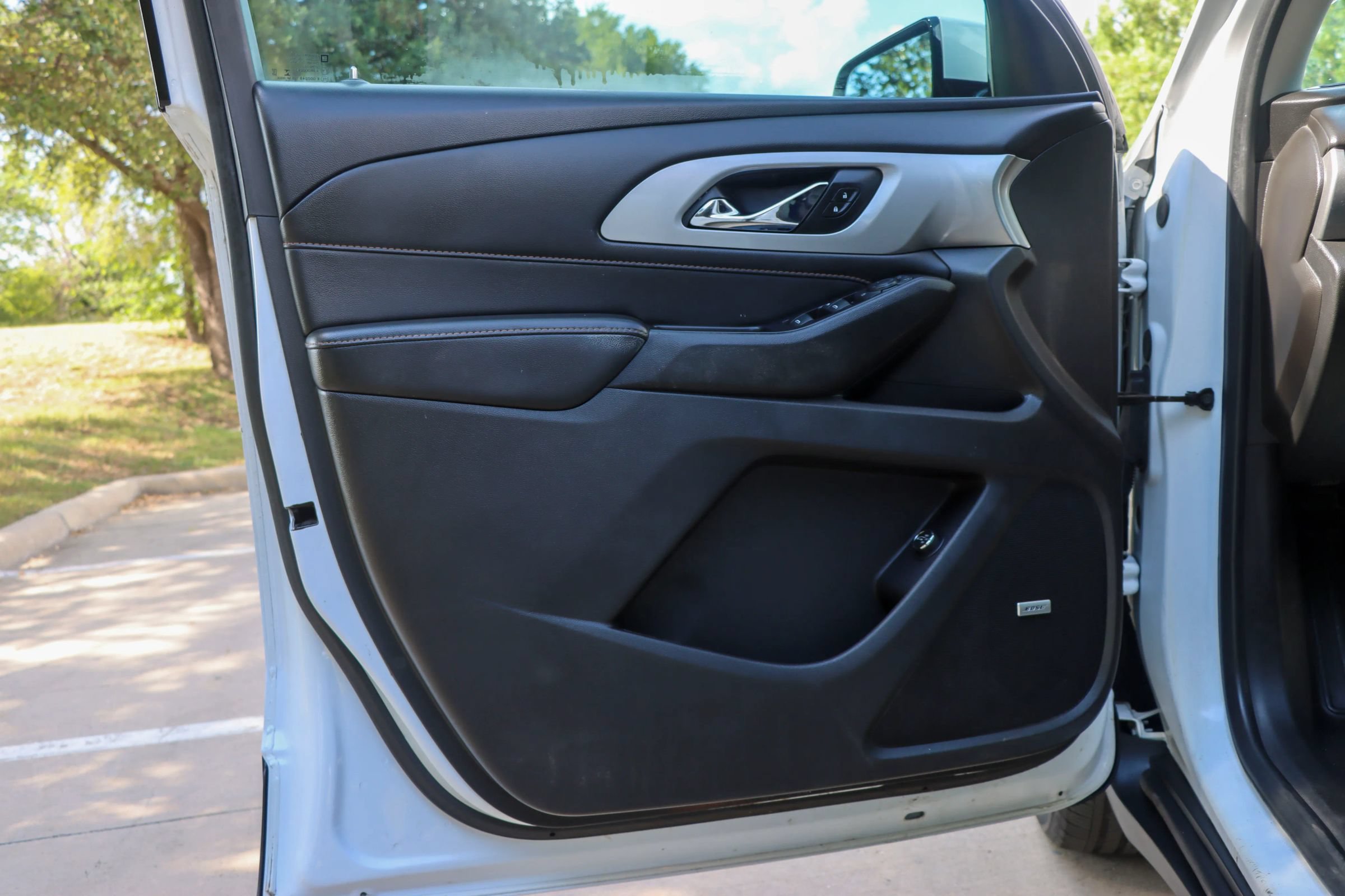 Used 2020 Chevrolet Traverse RS w/ LPO, Floor Liner Package FWD image 12