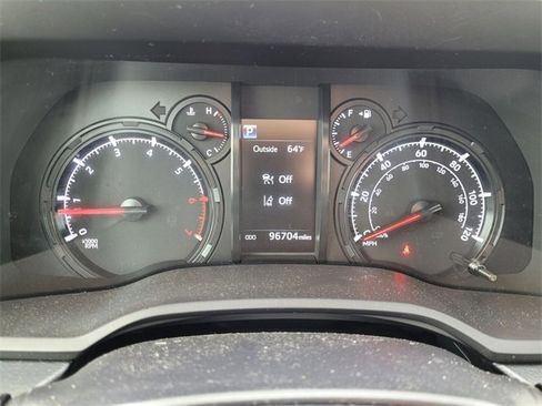 Used 2020 Toyota 4Runner SR5 image 23