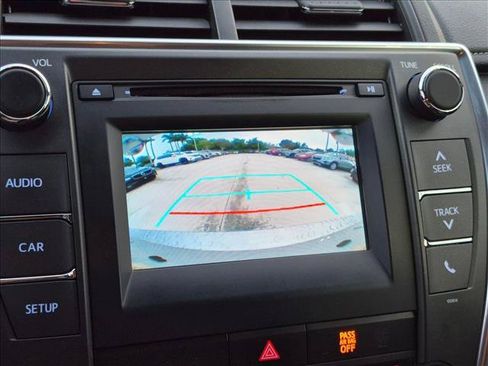 Used 2017 Toyota Camry LE FWD image 20
