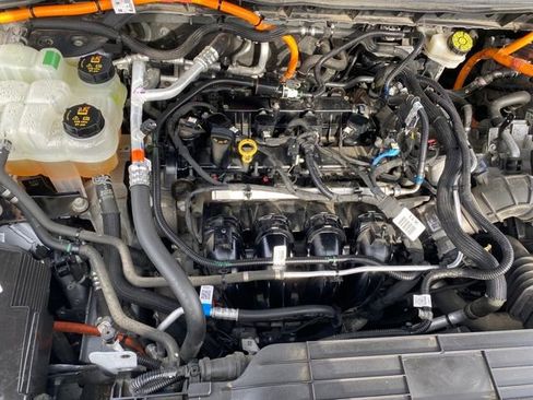 Used 2021 Ford Escape SE w/ Convenience Package image 21