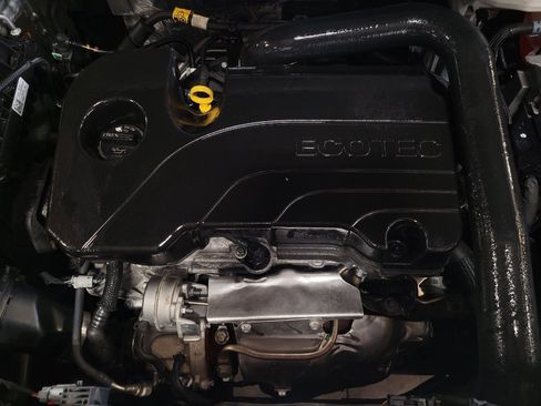 Used 2024 Chevrolet Equinox LT image 30