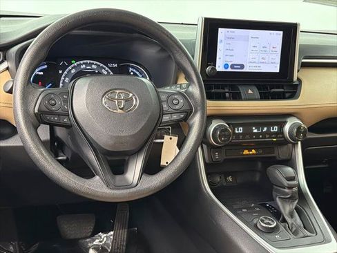 Certified 2024 Toyota RAV4 LE AWD/4WD image 34