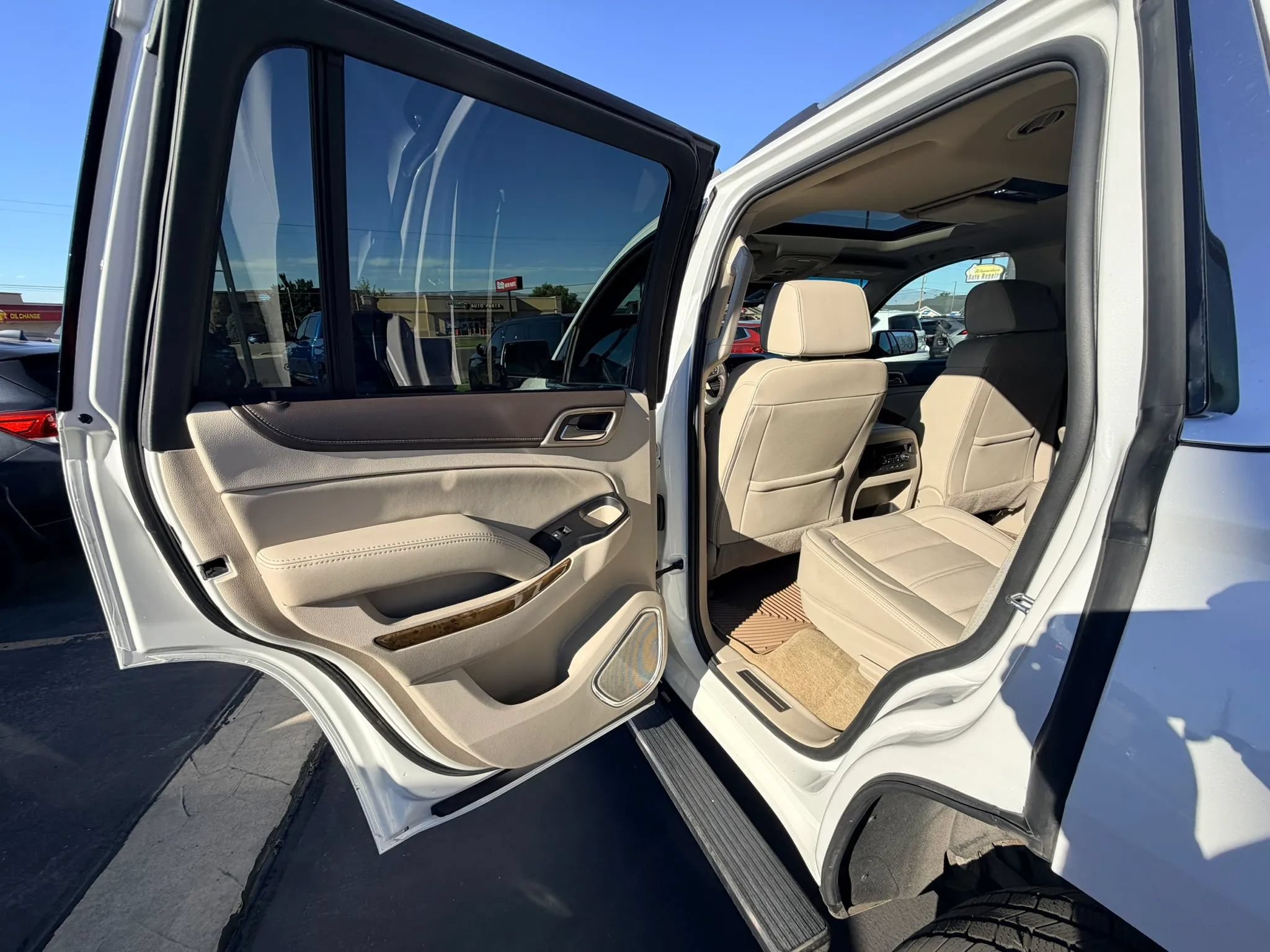 Used 2017 GMC Yukon Denali w/ Open Road Package AWD/4WD image 21