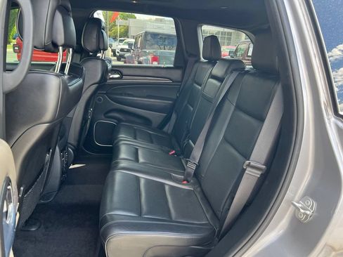 Used 2019 Jeep Grand Cherokee High Altitude AWD/4WD image 24