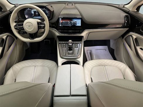 New 2025 Aston Martin DBX 707 image 19