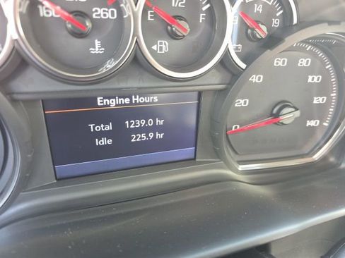 Used 2020 Chevrolet Silverado 1500 LT Trail Boss image 10