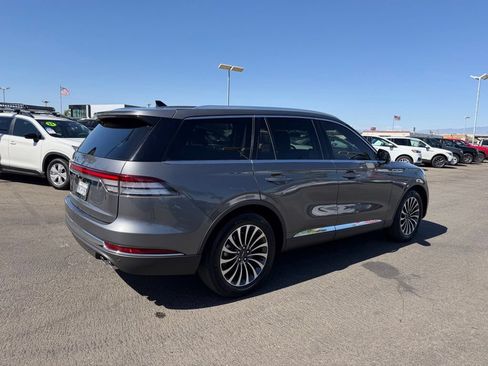 Used 2023 Lincoln Aviator Reserve w/ Elements Package Plus RWD image 6