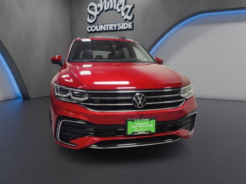 Certified 2024 Volkswagen Tiguan SEL R-Line image 2