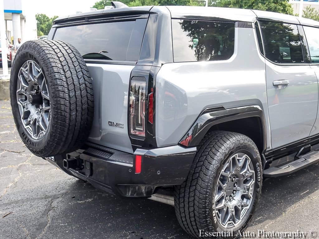 Used 2025 GMC Hummer EV 3X AWD/4WD image 9