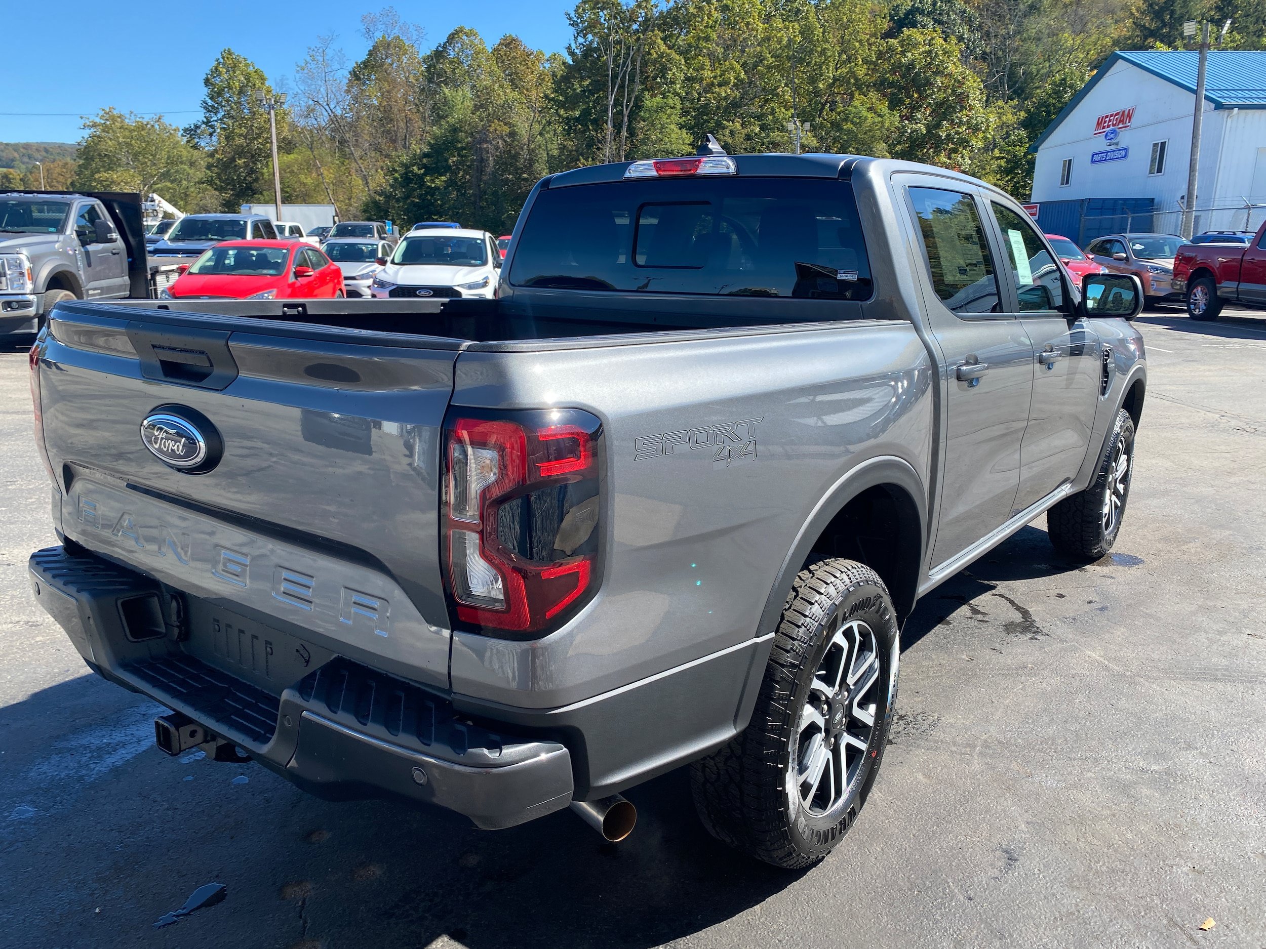 New 2026 Ford Ranger Lariat w/ Convenience Package AWD/4WD image 9