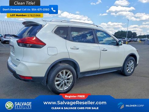 Used 2017 Nissan Rogue SV AWD/4WD image 4