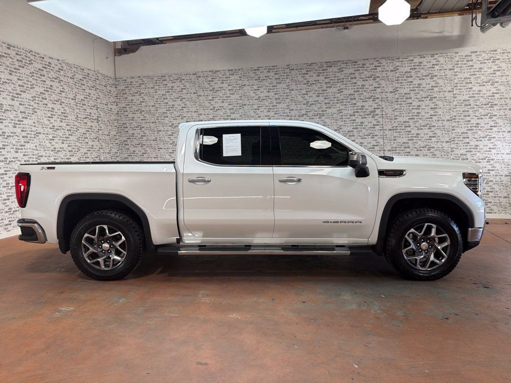 Used 2025 GMC Sierra 1500 SLT w/ SLT Premium Plus Package AWD/4WD image 8
