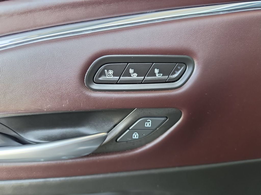 Certified 2024 Cadillac Escalade Sport Platinum w/ Heavy-Duty Trailer Package AWD/4WD image 29
