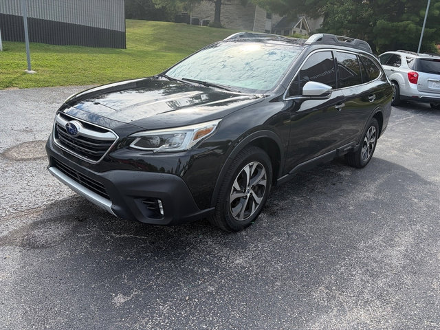 Used 2020 Subaru Outback Touring XT AWD/4WD image 2
