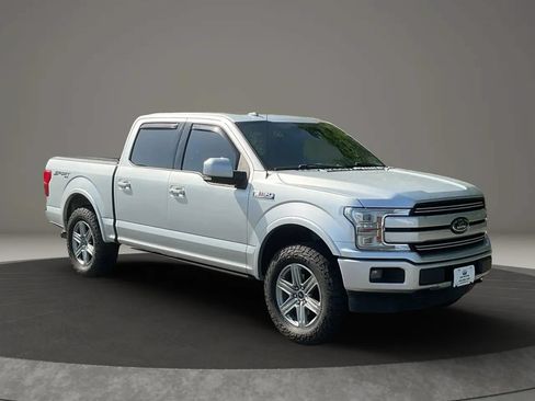 Used 2018 Ford F150 Lariat w/ Equipment Group 502A Luxury AWD/4WD image 7