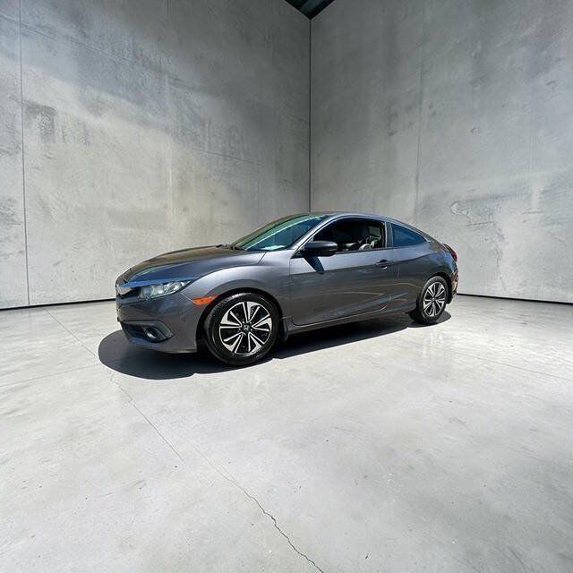 Used 2017 Honda Civic EX-T image 1