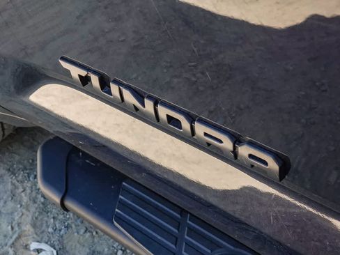 Used 2023 Toyota Tundra Limited AWD/4WD image 23