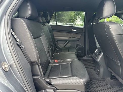Used 2022 Volkswagen Atlas Cross Sport SE AWD/4WD image 8