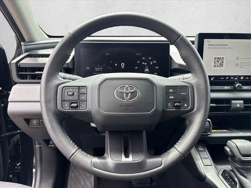 Used 2026 Toyota RAV4 XLE Premium FWD image 17