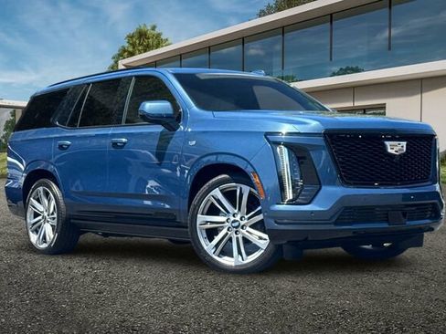 Certified 2026 Cadillac Escalade Platinum Sport AWD/4WD image 1