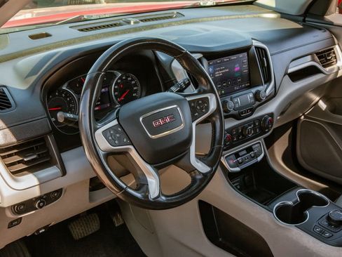 Used 2022 GMC Terrain SLT AWD/4WD image 9