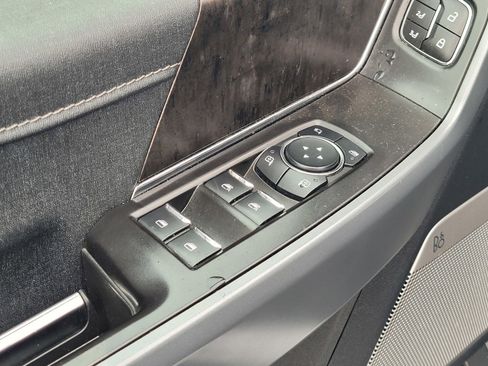 Used 2023 Ford F150 Lariat w/ Equipment Group 502A High image 17