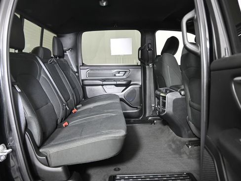 Used 2020 RAM 1500 Big Horn AWD/4WD image 16