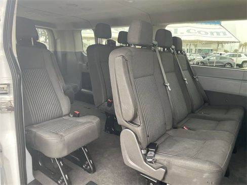 Used 2018 Ford Transit 350 XLT image 25