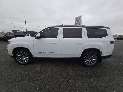 Used 2022 Jeep Grand Wagoneer Series I w/ HD Trailer Tow Package image 6