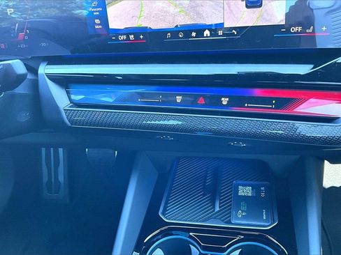 New 2026 BMW M5 w/ Executive Package image 18