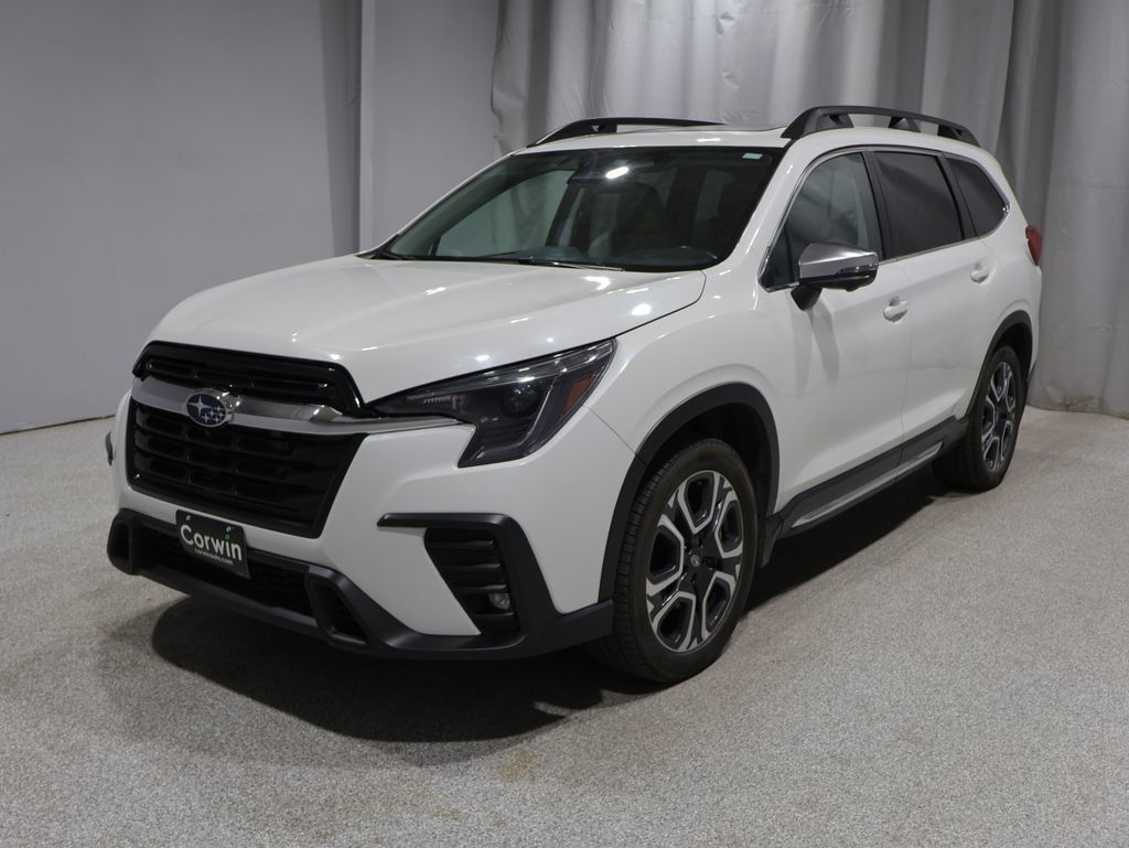 Used 2023 Subaru Ascent Limited w/ Technology Package AWD/4WD image 6