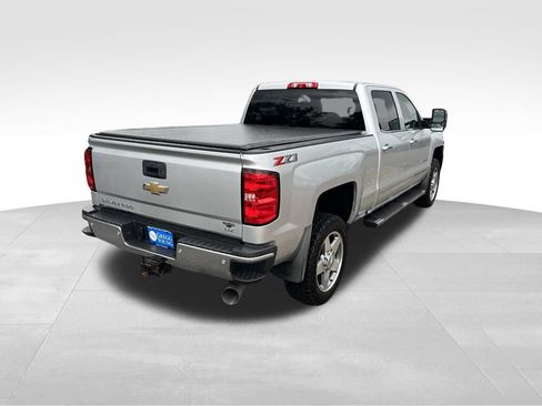 Used 2018 Chevrolet Silverado 2500 LTZ w/ Duramax Plus Package AWD/4WD image 6