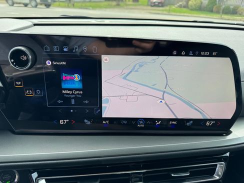 New 2026 Chevrolet Traverse LT AWD/4WD image 30