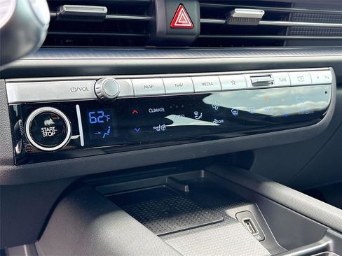 Used 2023 Hyundai Ioniq 6 Limited RWD image 16