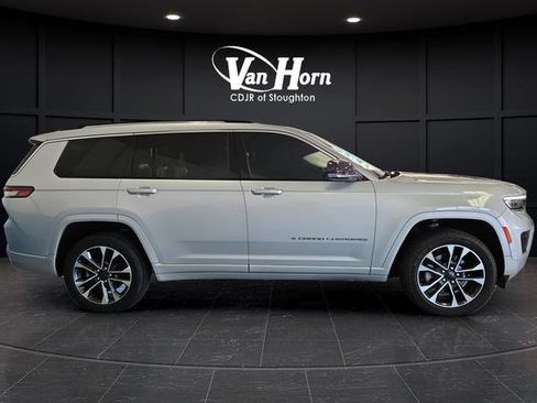 Used 2022 Jeep Grand Cherokee L Overland w/ Luxury Tech Group IV AWD/4WD image 8