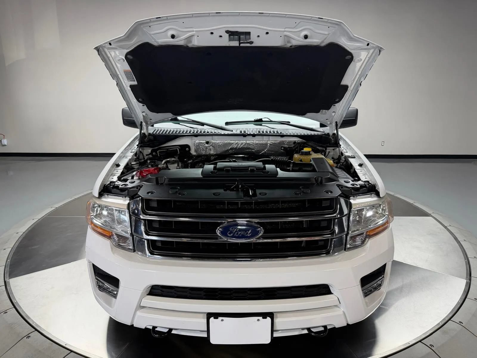 Used 2017 Ford Expedition 4WD image 11