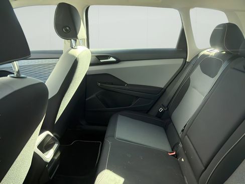 Used 2023 Volkswagen Taos S image 16