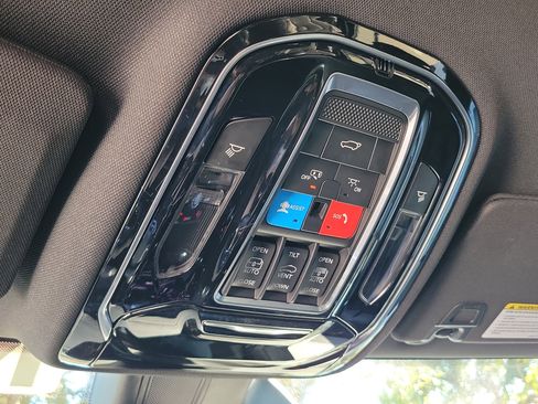 Used 2021 Jeep Grand Cherokee L Overland w/ Advanced Protech Group III image 27