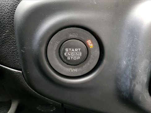 Used 2021 Jeep Wrangler Unlimited Sport AWD/4WD image 27